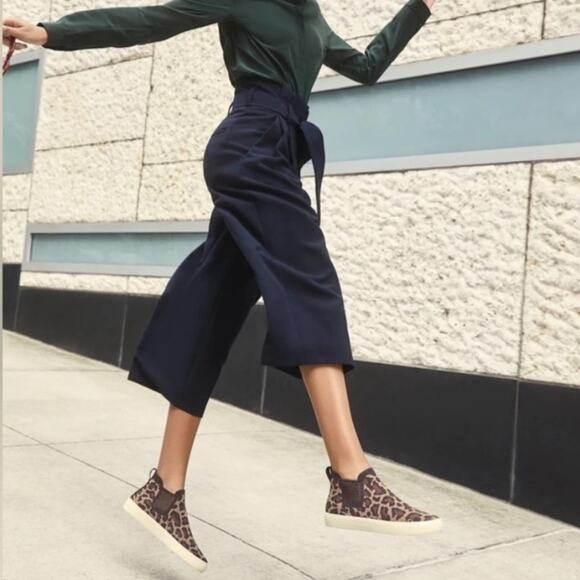 Rothy’s leopard print Chelsea bootie sneakers sz 9.5 - Picture 2 of 8